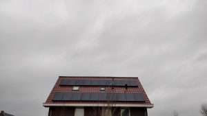 Zonnepanelen installatie Gewoonzon project